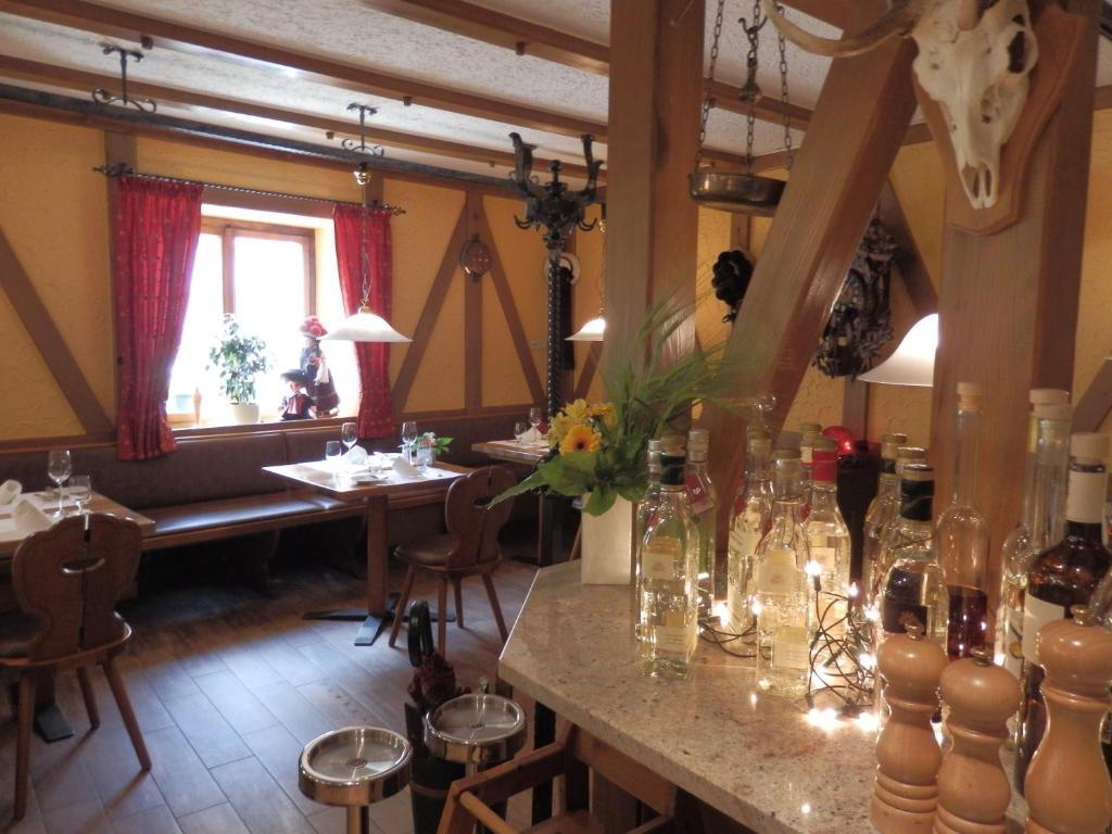 Gasthof Loewen, Heitersheim Extérieur photo